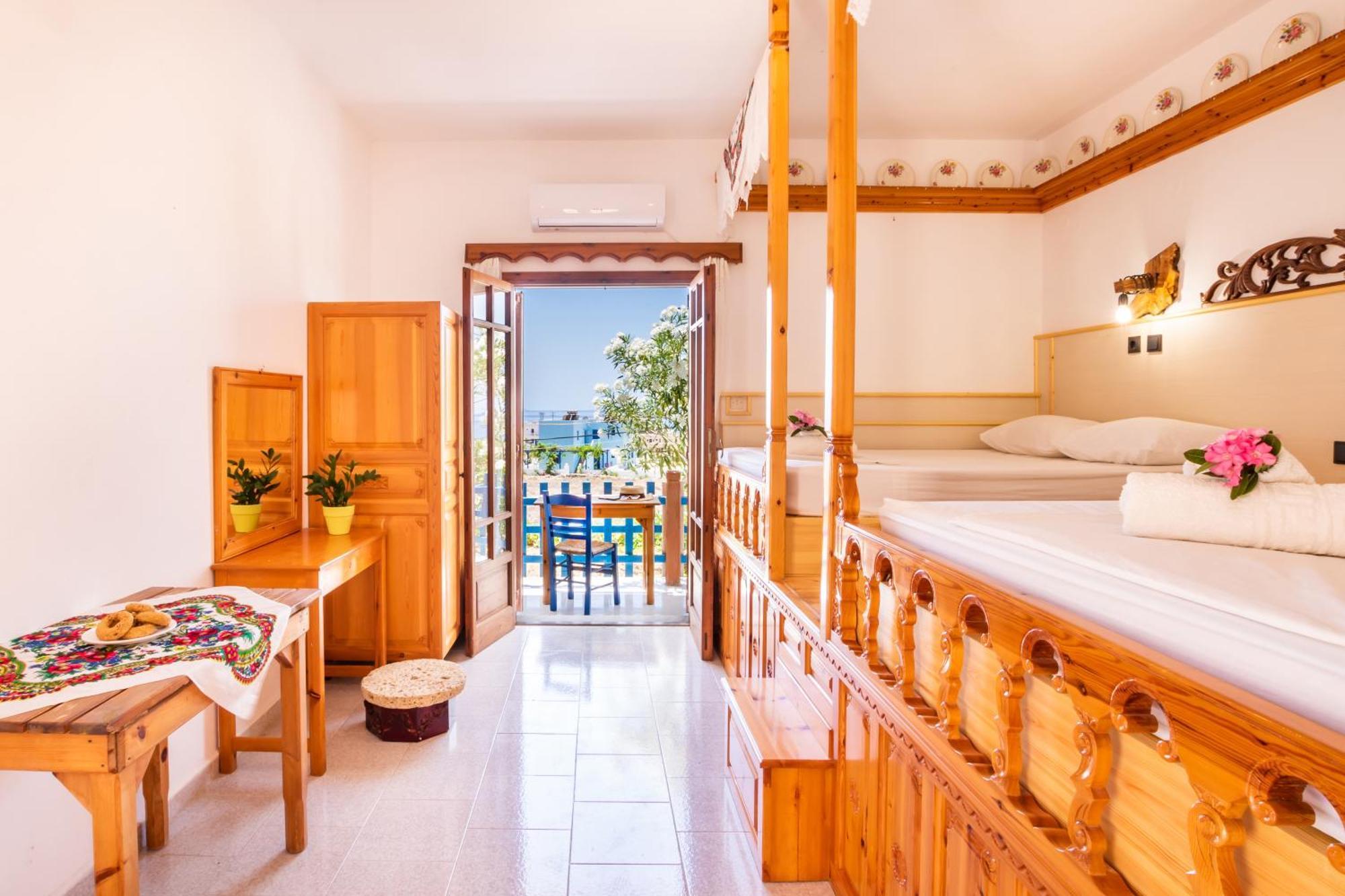 Sun Week Bay Hotel Lefkos  Buitenkant foto