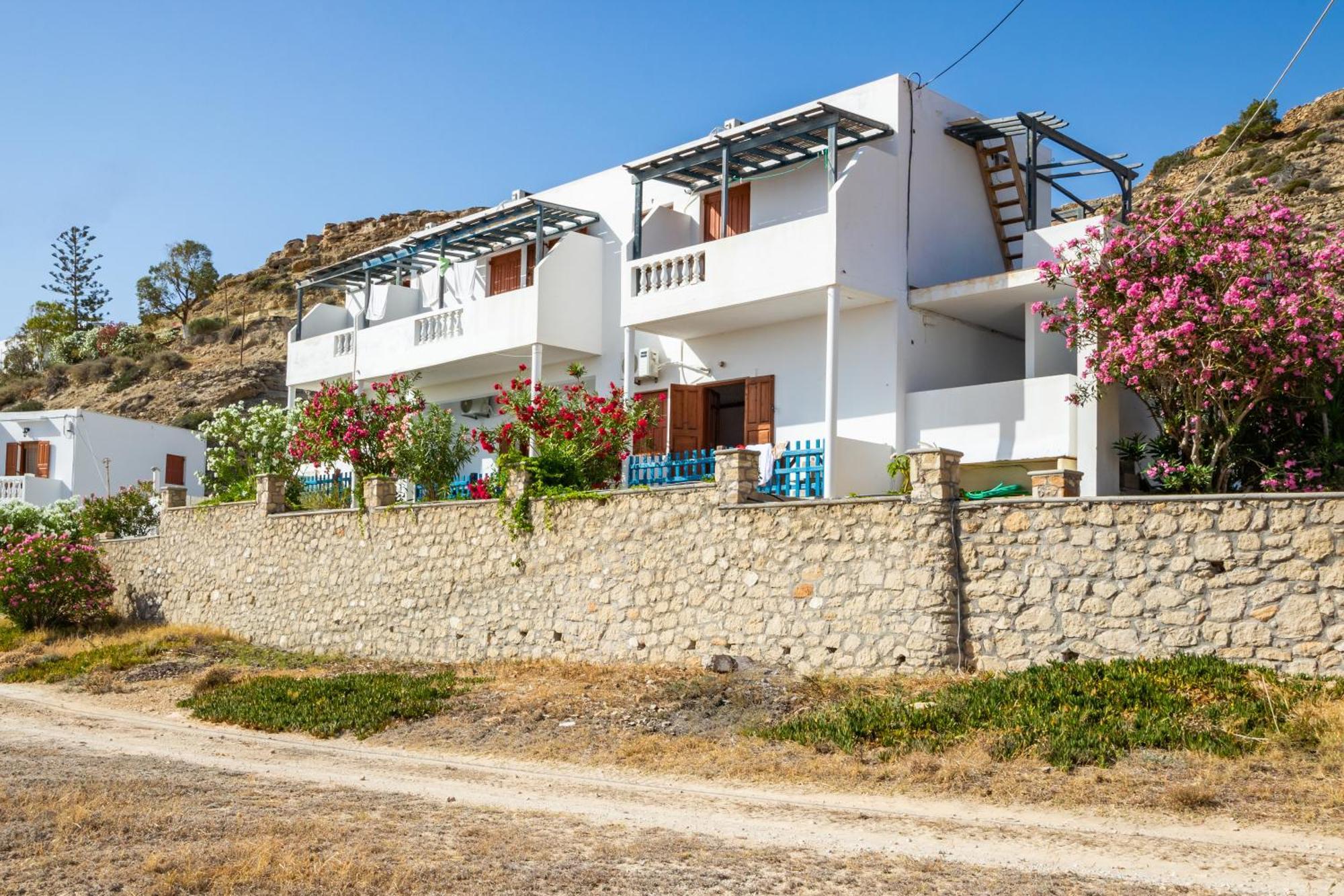 Sun Week Bay Hotel Lefkos  Buitenkant foto