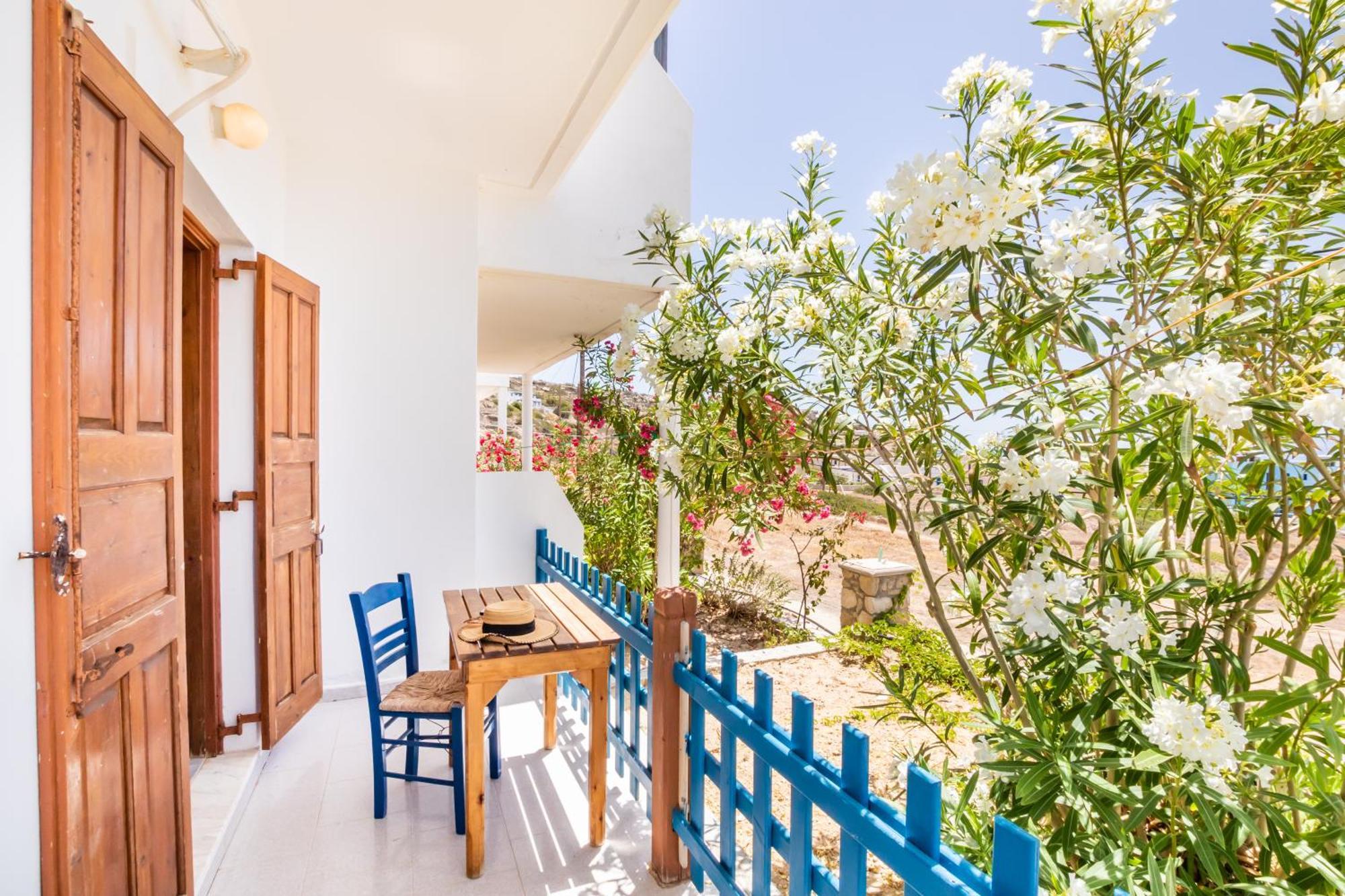 Sun Week Bay Hotel Lefkos  Buitenkant foto