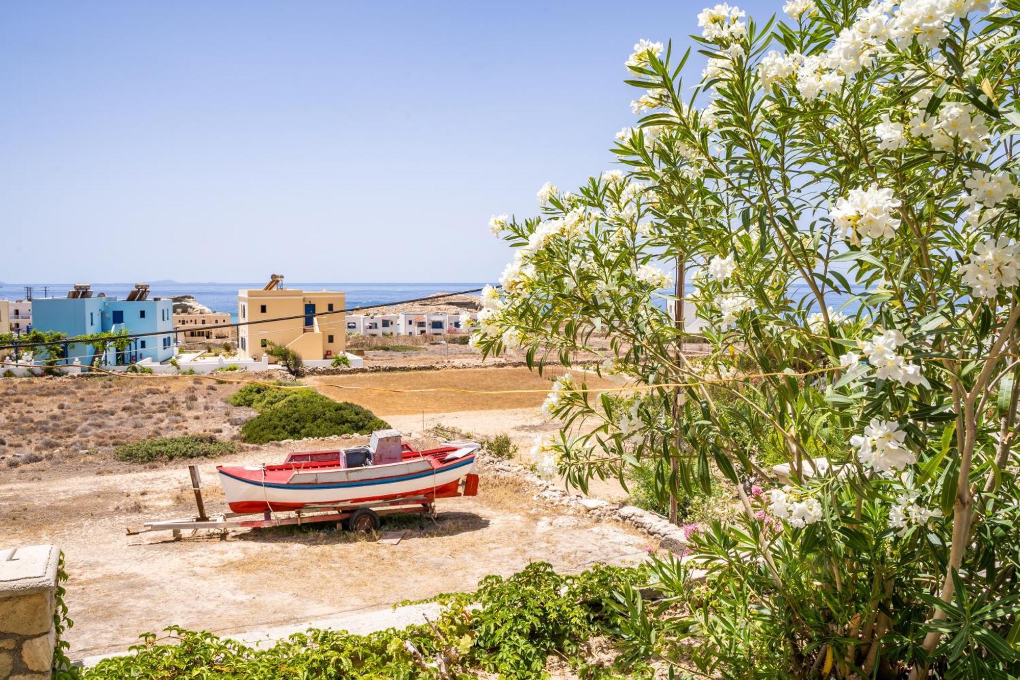 Sun Week Bay Hotel Lefkos  Buitenkant foto